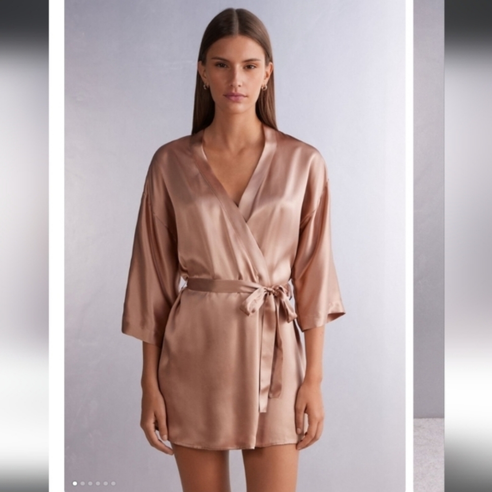 Intimissimi silk robe in rose satin